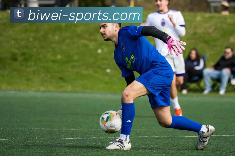 布威砍下赛季新高26分展现突破能力基德称赞其传球精准